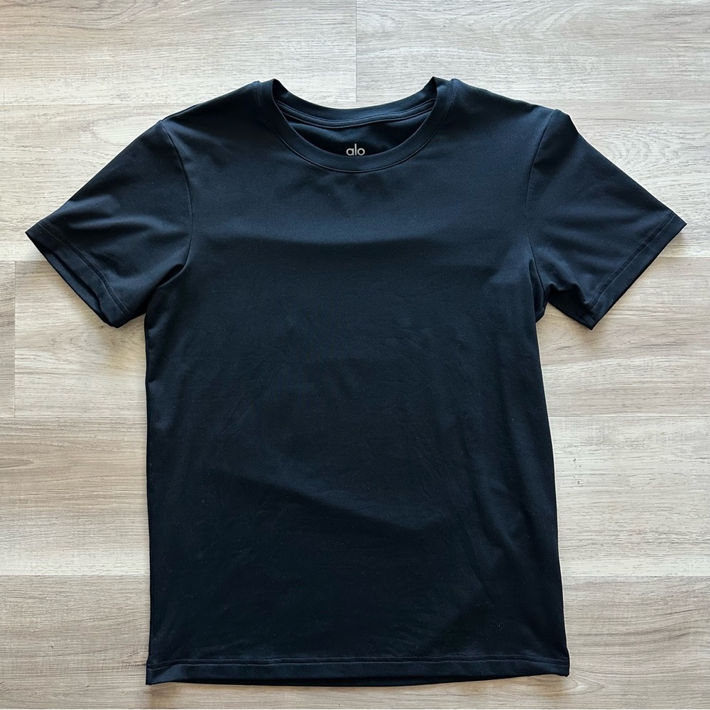 ‘alo yoga’ conquer reform crewneck short-sleeve